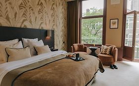 Hotel Omega
